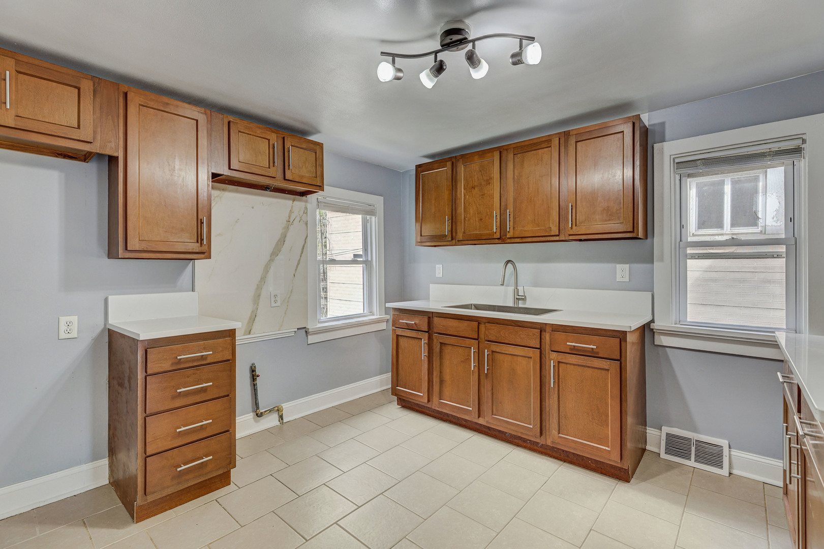 306 East 118th Street Chicago IL 60628