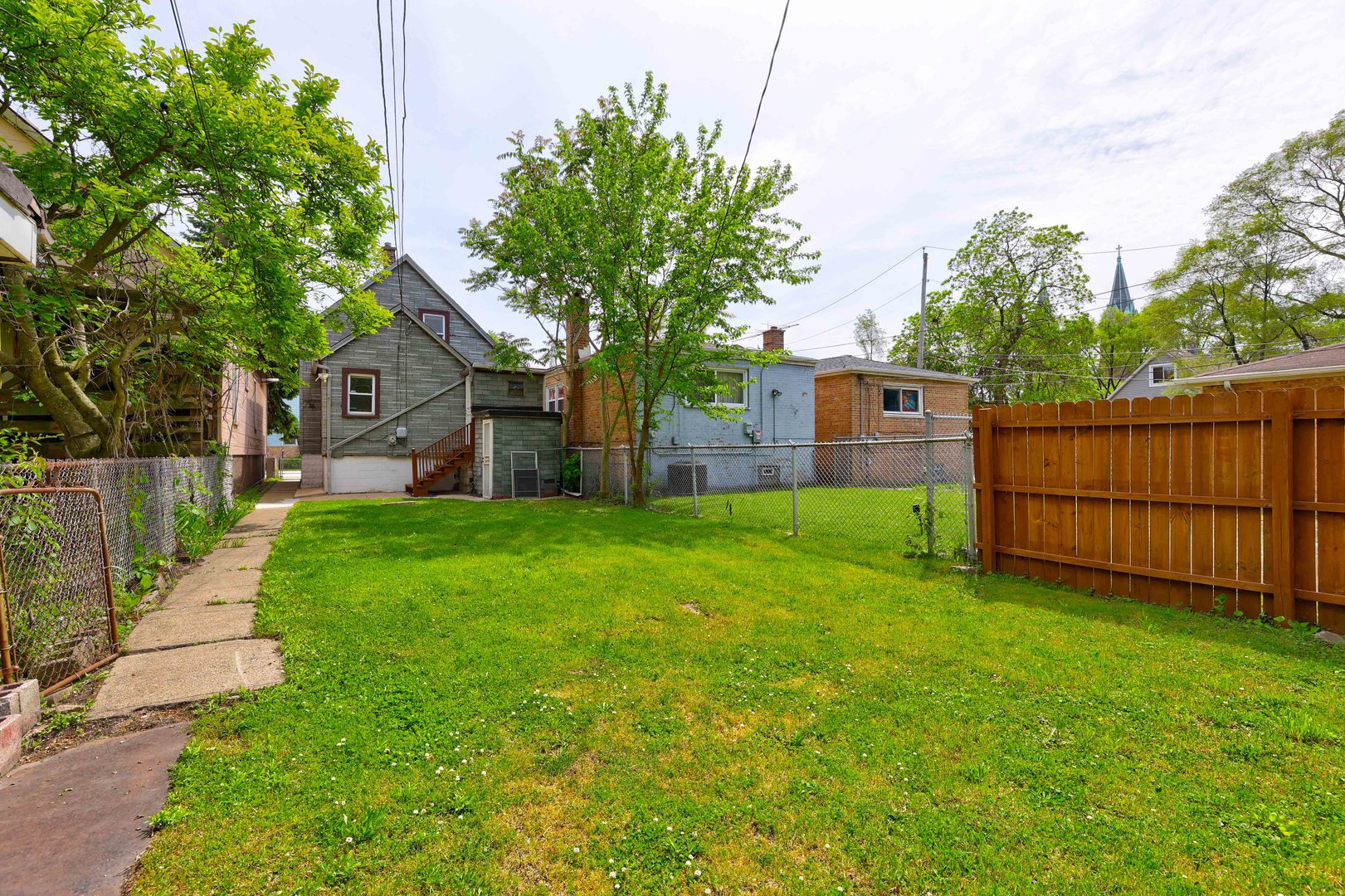 306 East 118th Street Chicago IL 60628