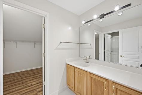 23 Brixton Court Algonquin IL 60102