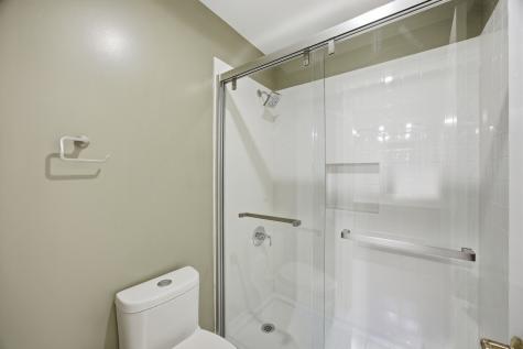 23 Brixton Court Algonquin IL 60102