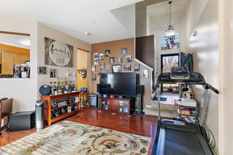 1563 Yellowstone Drive Streamwood IL 60107