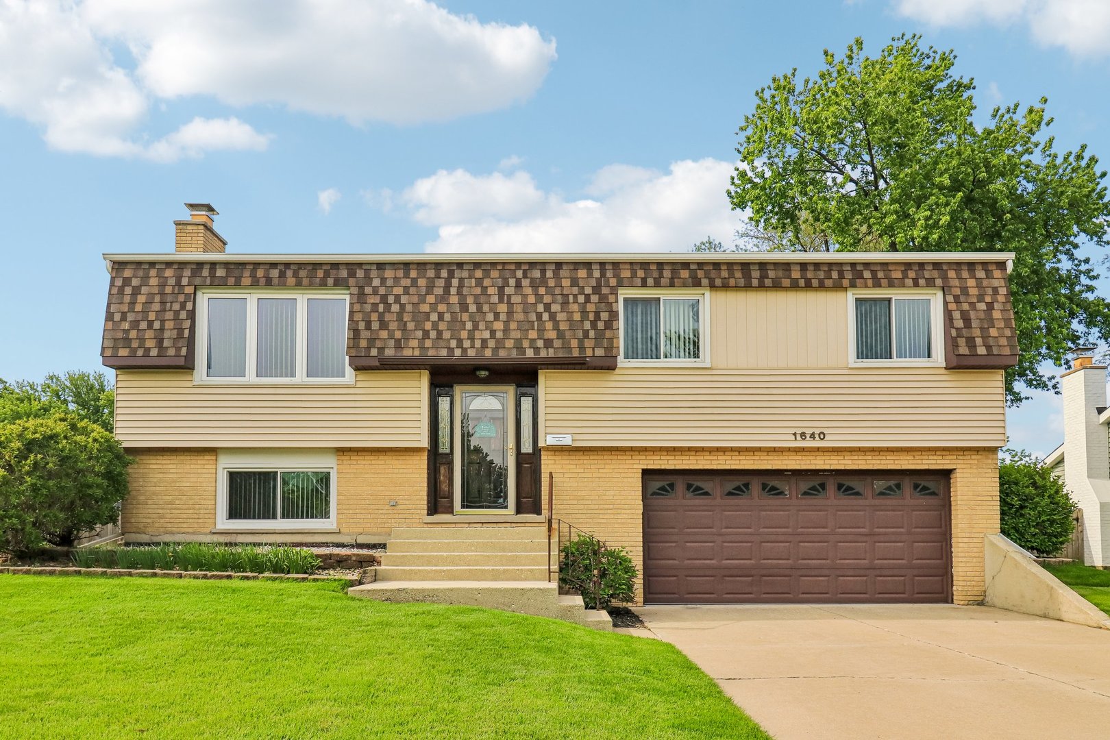1640 Wadham Place Wheaton IL 60189