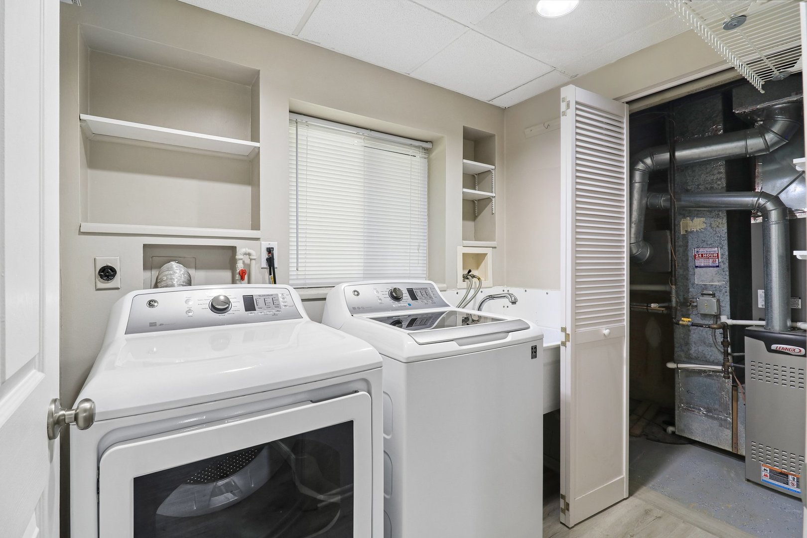 1640 Wadham Place Wheaton IL 60189