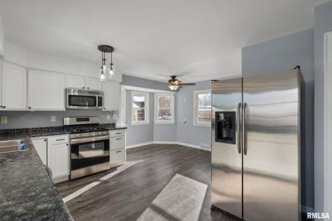 622 53RD Street Moline IL 61265