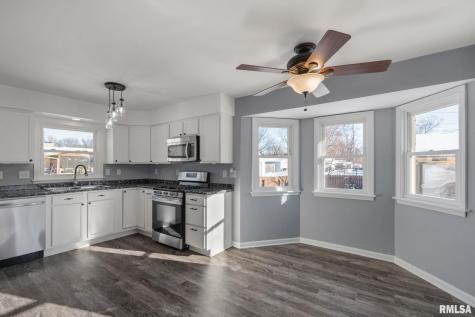 622 53RD Street Moline IL 61265