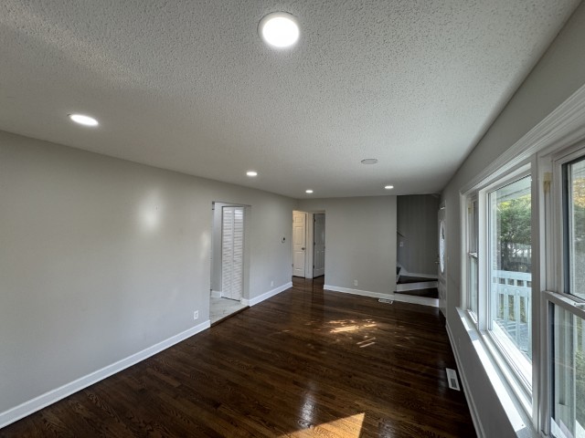 54 Mionske Drive Lake Zurich IL 60047