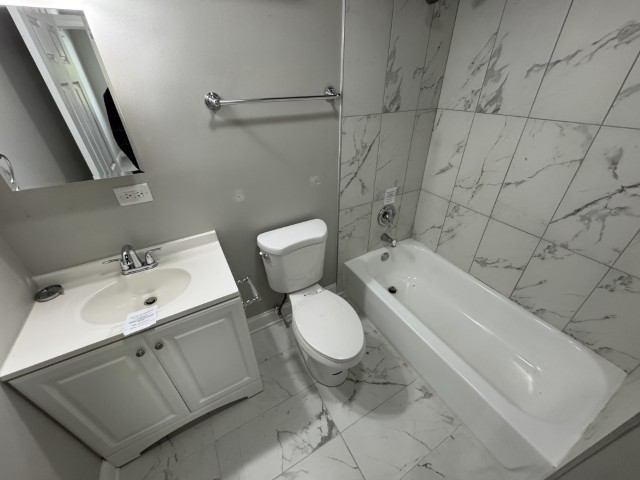 54 Mionske Drive Lake Zurich IL 60047