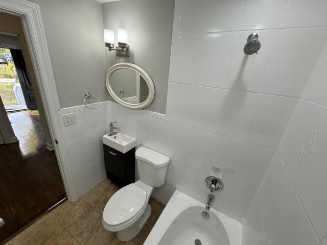 54 Mionske Drive Lake Zurich IL 60047