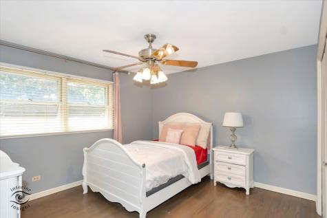 19126 Pierce Avenue Homewood IL 60430
