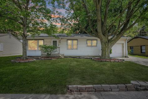 1108 South Mattis Avenue Champaign IL 61821