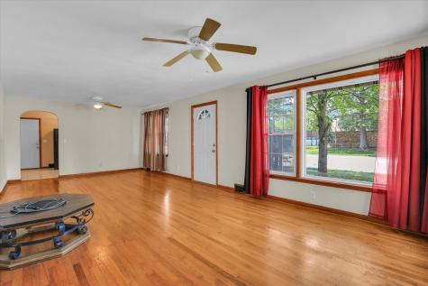 1108 South Mattis Avenue Champaign IL 61821