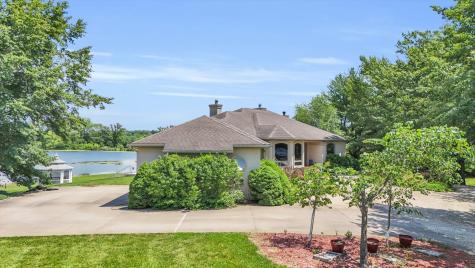 401 M County Road 2425 N Mahomet IL 61853