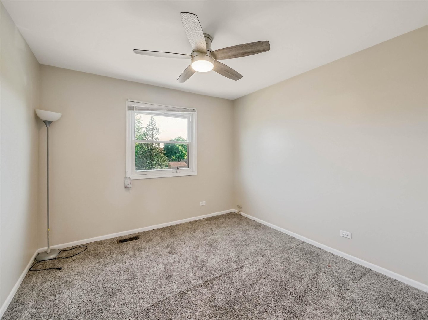 191 Pebblecreek Trail Carol Stream IL 60188