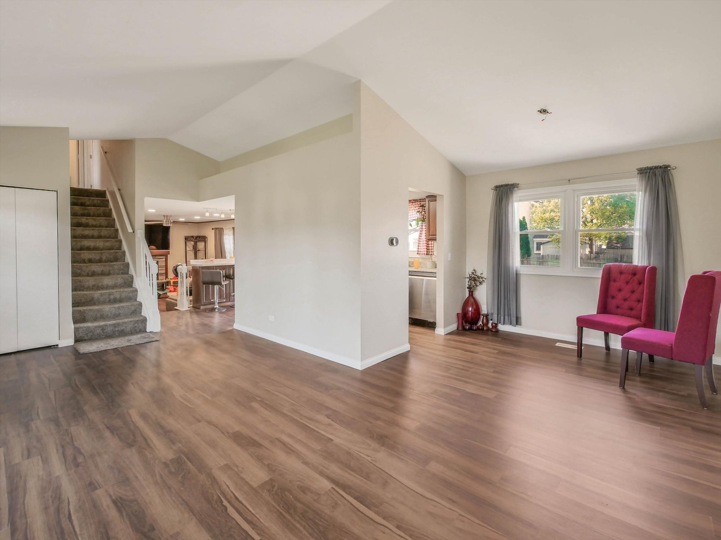 191 Pebblecreek Trail Carol Stream IL 60188