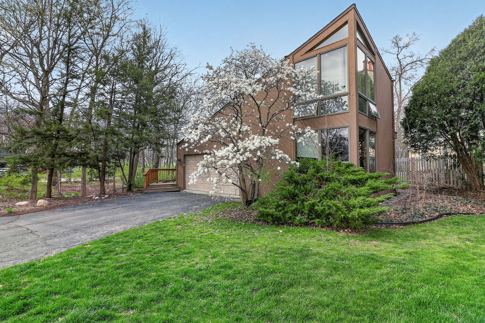 5337 Brookbank Road Downers Grove IL 60515