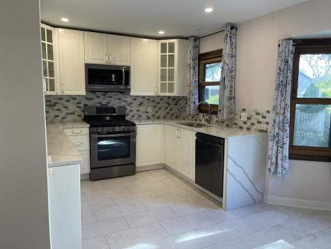 1925 East Waverly Lane Arlington Heights IL 60004