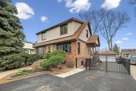 8021 South Lavergne Avenue Burbank IL 60459