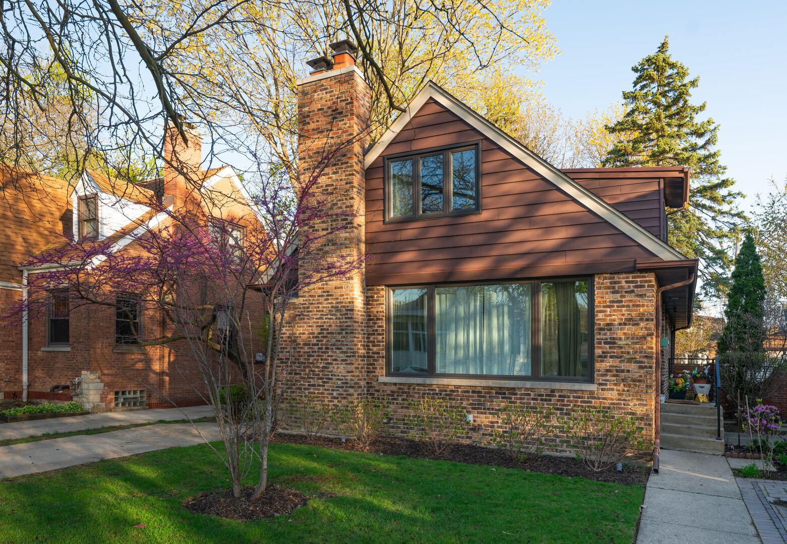 5720 North Rogers Avenue Chicago IL 60646