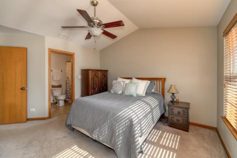 653 East Willow Street Elburn IL 60119