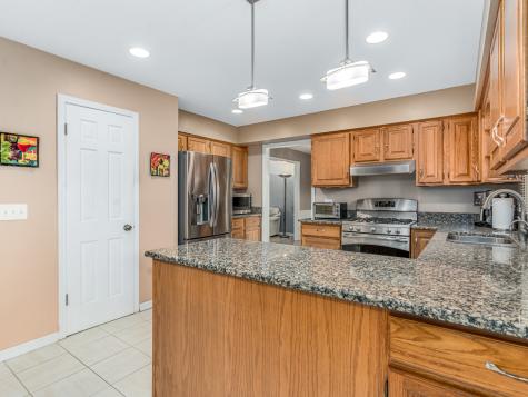 1813 Clyde Drive Naperville IL 60565