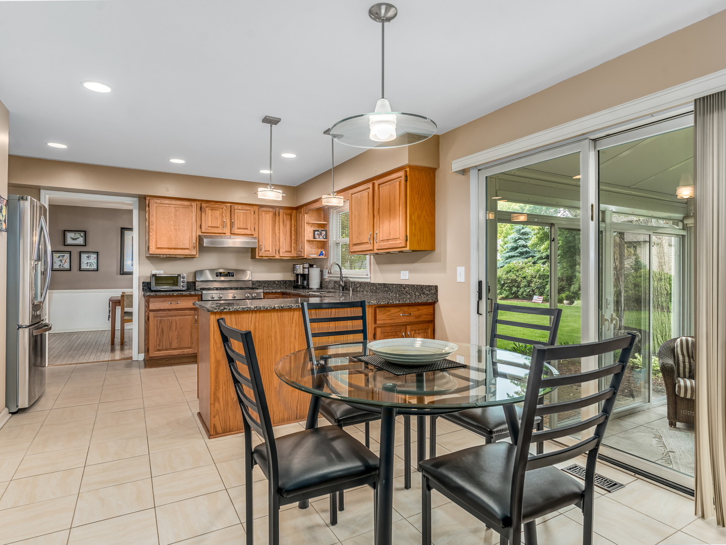 1813 Clyde Drive Naperville IL 60565