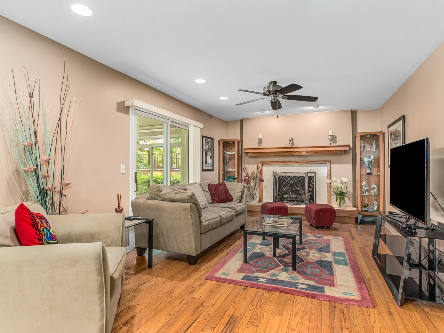 1813 Clyde Drive Naperville IL 60565