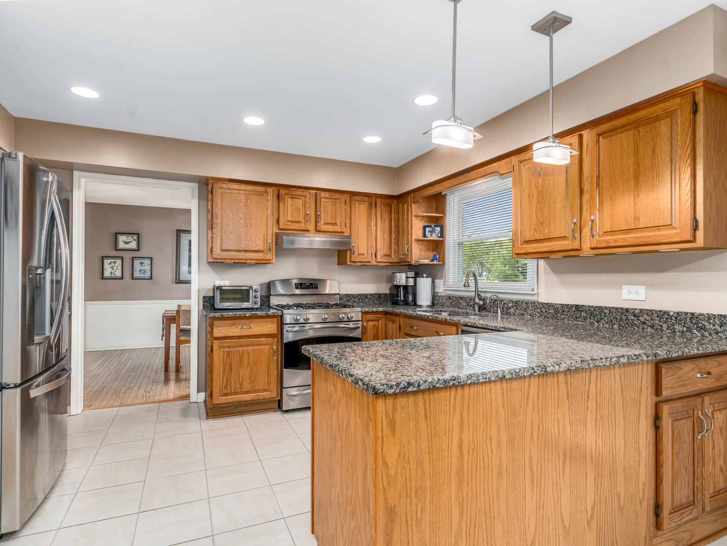 1813 Clyde Drive Naperville IL 60565