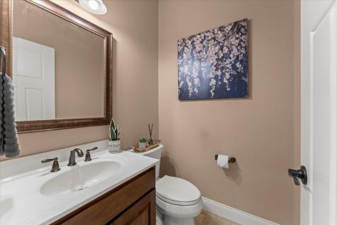 1210 Farm Lake Drive Mahomet IL 61853