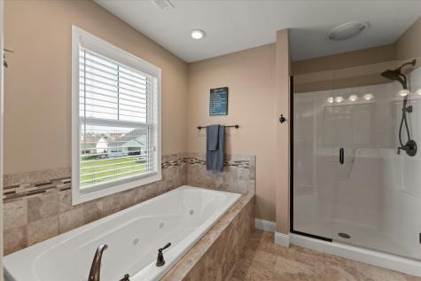 1210 Farm Lake Drive Mahomet IL 61853