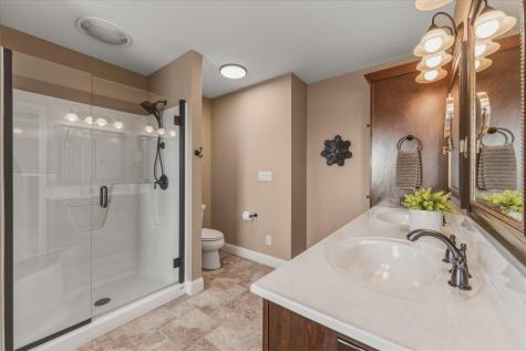 1210 Farm Lake Drive Mahomet IL 61853