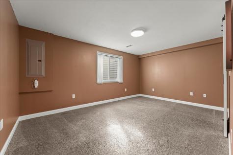 1210 Farm Lake Drive Mahomet IL 61853