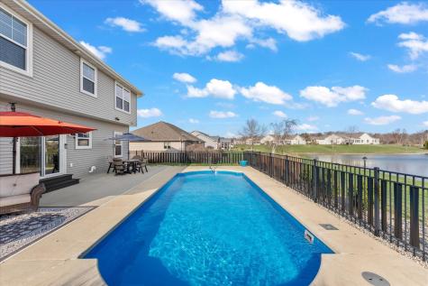1210 Farm Lake Drive Mahomet IL 61853