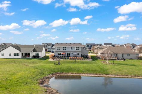 1210 Farm Lake Drive Mahomet IL 61853