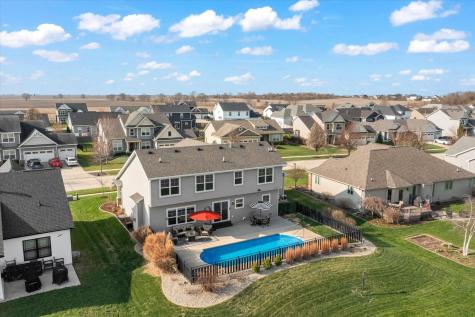 1210 Farm Lake Drive Mahomet IL 61853