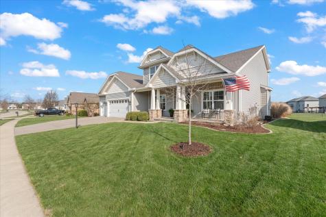 1210 Farm Lake Drive Mahomet IL 61853