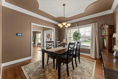 1210 Farm Lake Drive Mahomet IL 61853