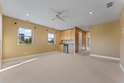 5533 Lincoln Avenue Morton Grove IL 60053