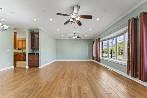 5533 Lincoln Avenue Morton Grove IL 60053