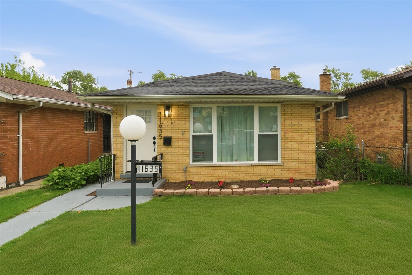 11635 South Bishop Street Chicago IL 60643