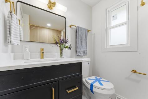 11635 South Bishop Street Chicago IL 60643