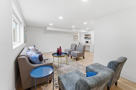 11635 South Bishop Street Chicago IL 60643