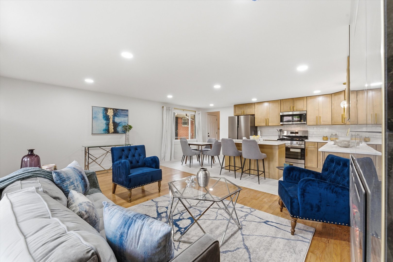 11635 South Bishop Street Chicago IL 60643