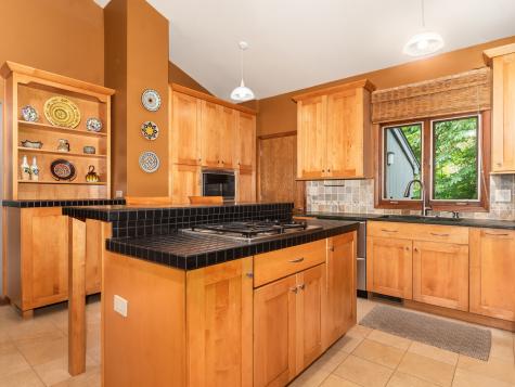 1925 Pine Road Lisle IL 60532