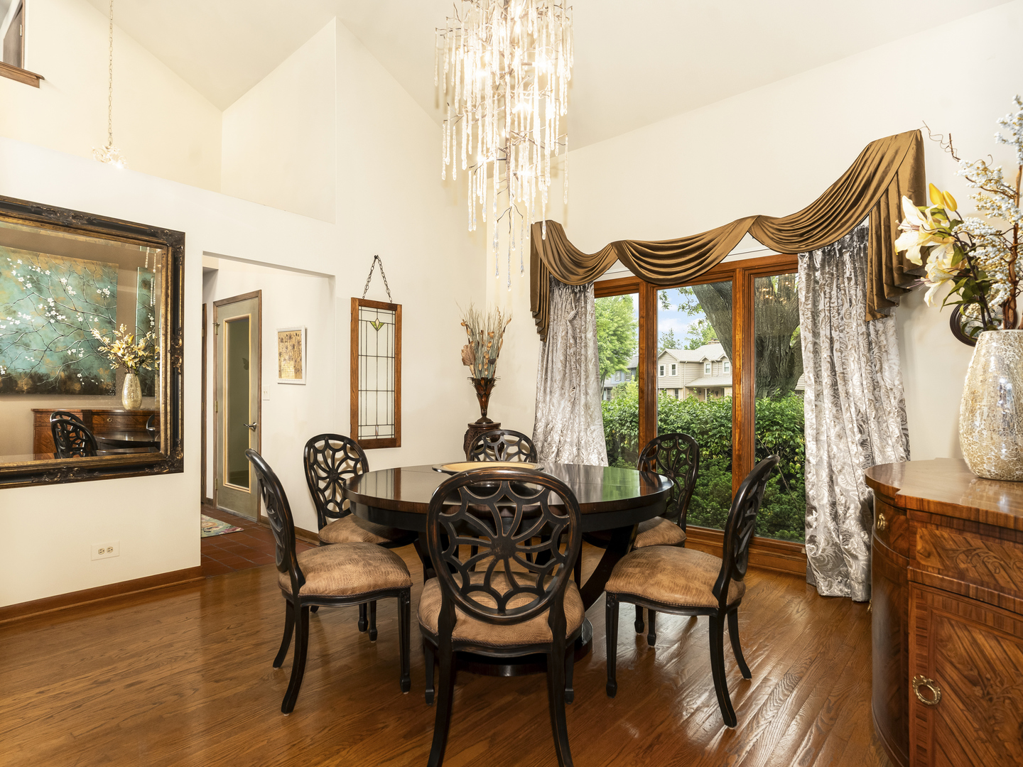 1925 Pine Road Lisle IL 60532