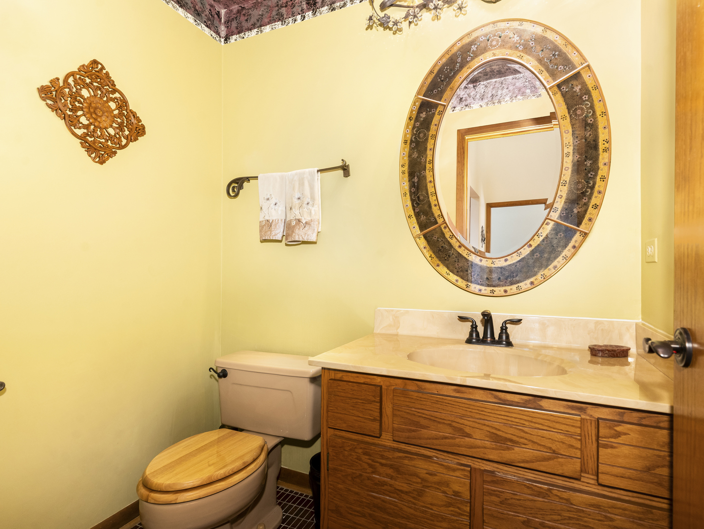 1925 Pine Road Lisle IL 60532
