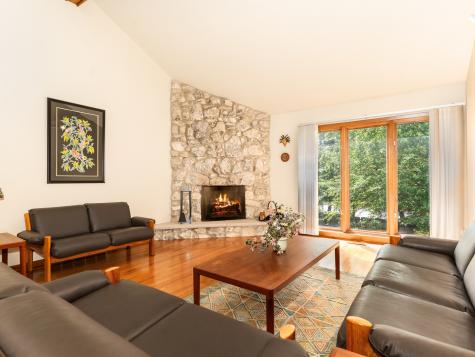 1925 Pine Road Lisle IL 60532