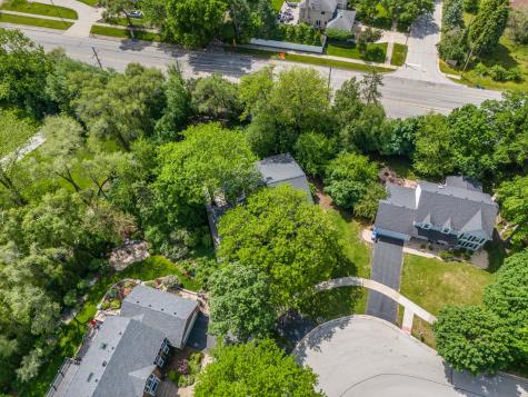1925 Pine Road Lisle IL 60532