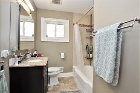 7226 West Conrad Avenue Niles IL 60714