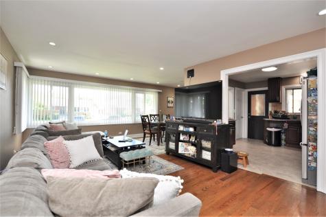 7226 West Conrad Avenue Niles IL 60714