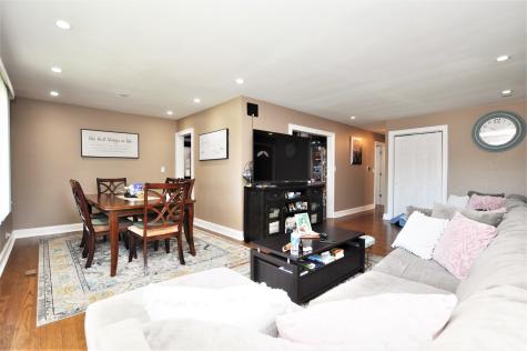 7226 West Conrad Avenue Niles IL 60714